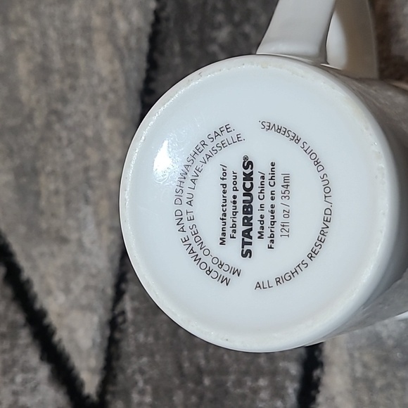 STARBUCKS 2021 GOLD 20 OZ STAINLESS STEEL TUMBLER & SIGNATURE COFFEE CUP - Picture 13 of 15